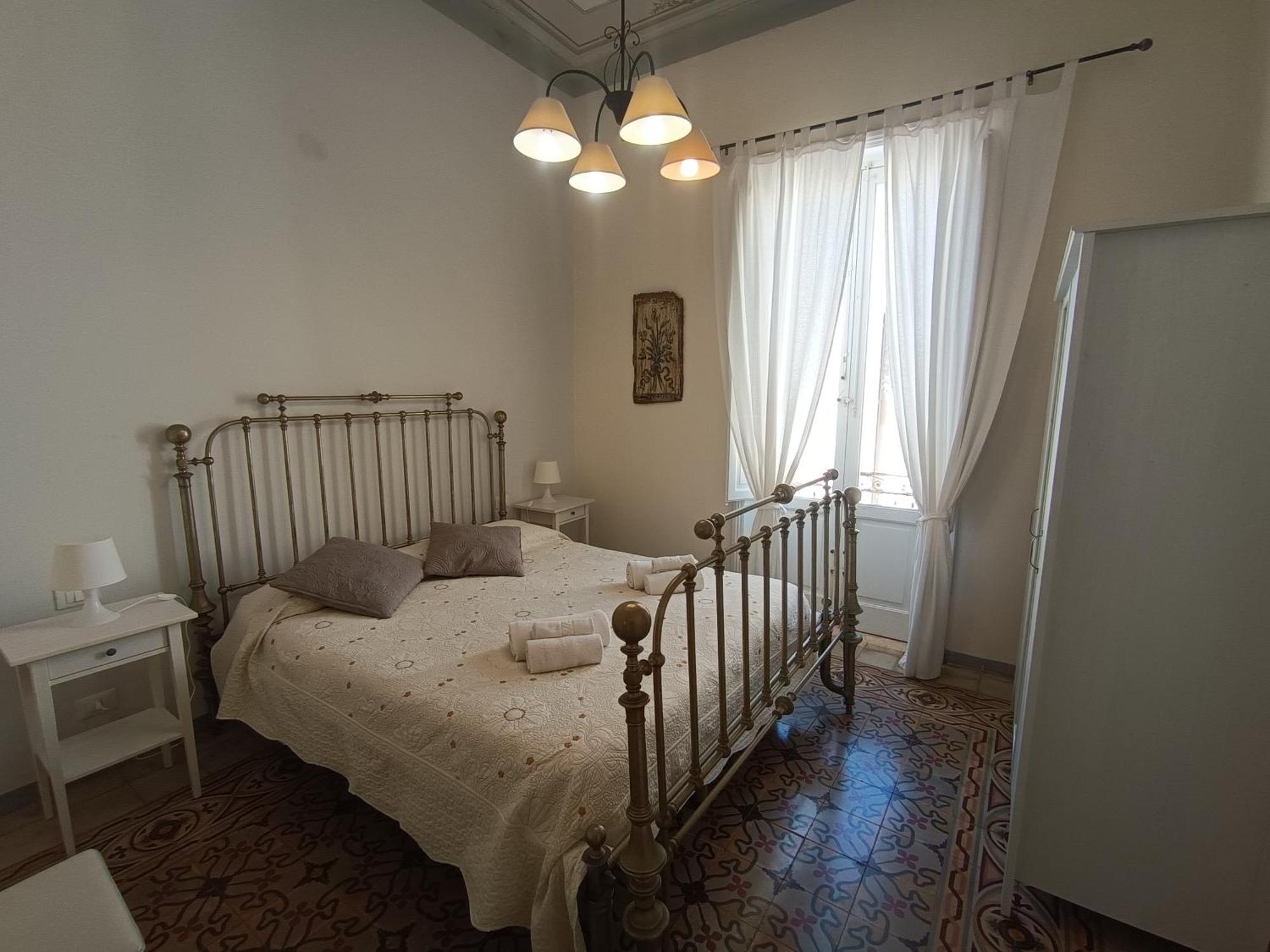Boutique Rooms And Breakfast Granveliero Trapani Exterior foto