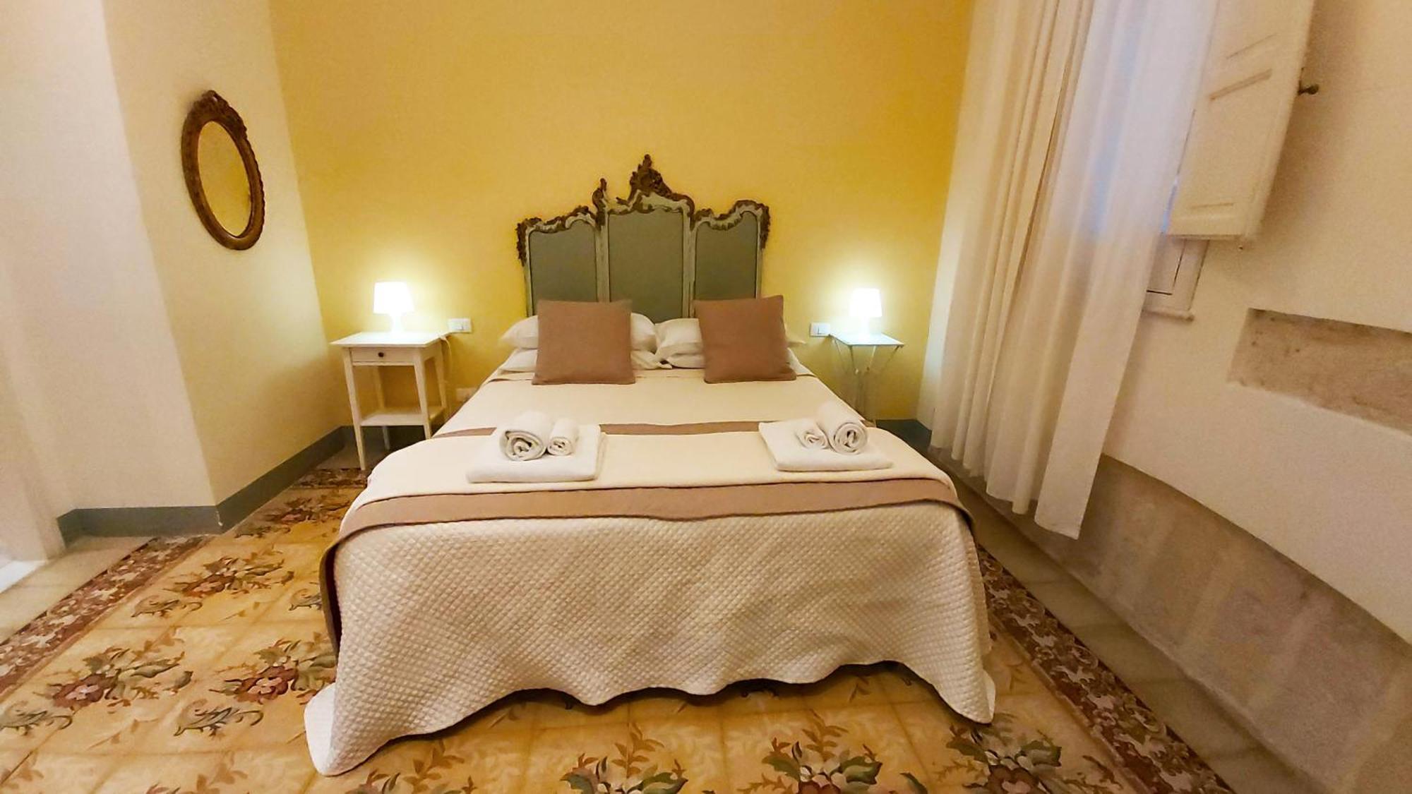 Boutique Rooms And Breakfast Granveliero Trapani Exterior foto